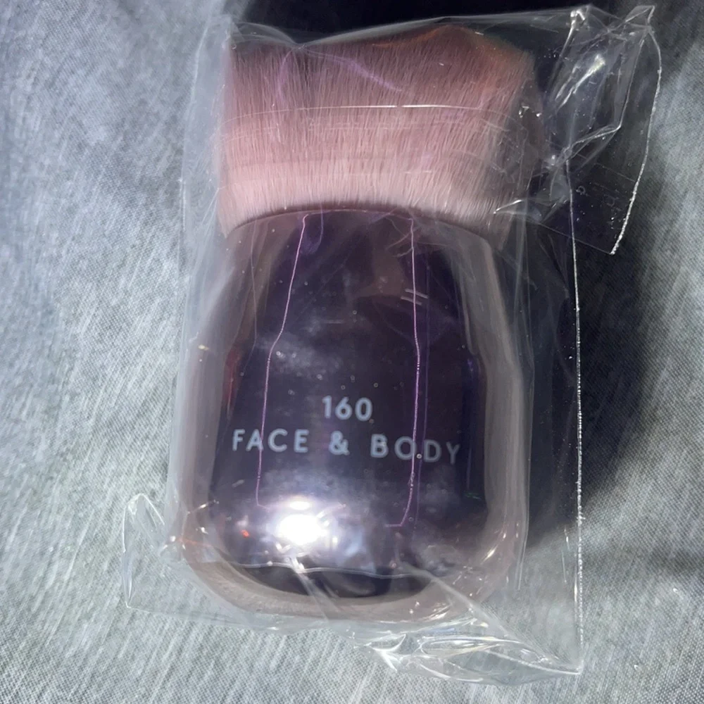 Fenty Face & Body Kabuki Brush 160